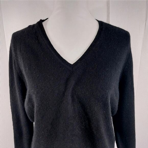 CHARTER CLUB! 100% CASHMERE! BLACK FINE KNIT V-NECK LING SLEEVE SWEATER! SZ XL - Picture 3 of 11